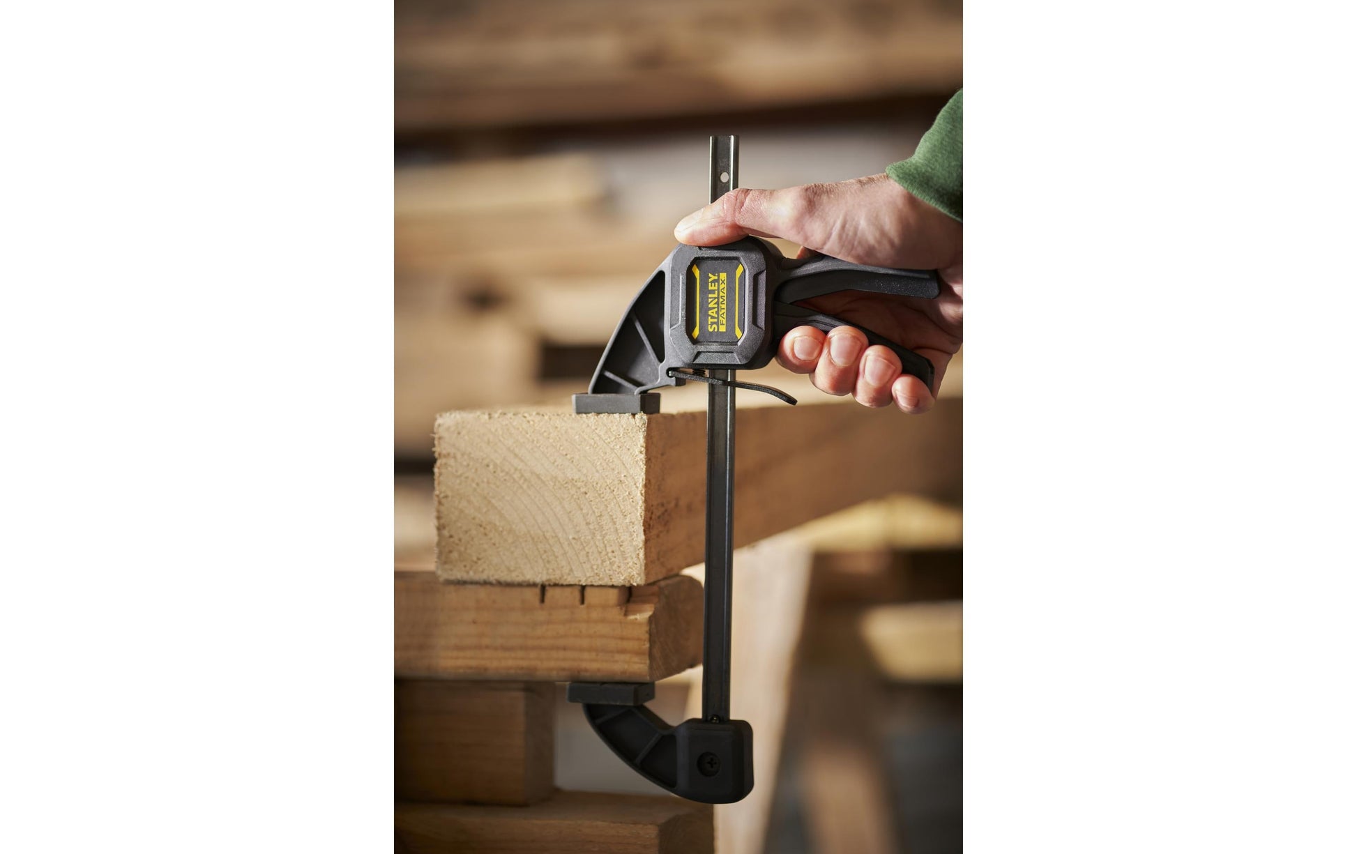 Stanley FATMAX Einhandzwinge – Spannweite 150 mm, Schliesskraft 45 kg