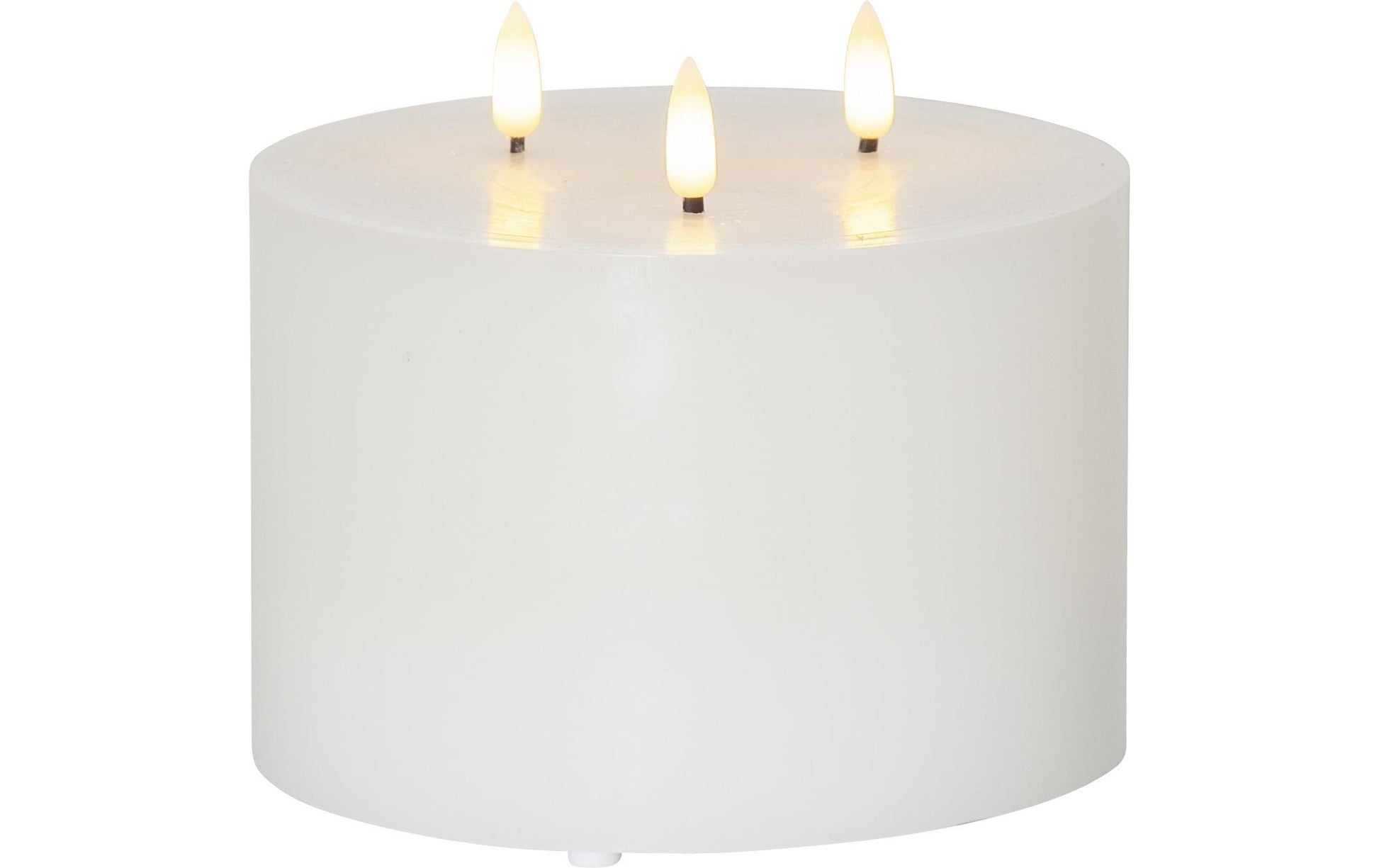 Star Trading LED-Säulenkerze – Ø 15 × 13 cm, 0,18 W, Warmweiss, Weiss, Timer, flackernd, batteriebetrieben, 2×AA