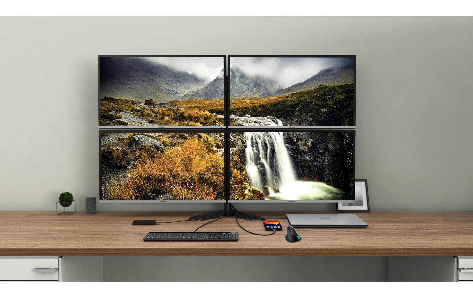 i-tec Quattro Dockingstation – USB-C, 2× DP, 2× HDMI, 5× USB-A, 2× USB-C, 85 W PD, GbE, für Windows/Mac/Linux