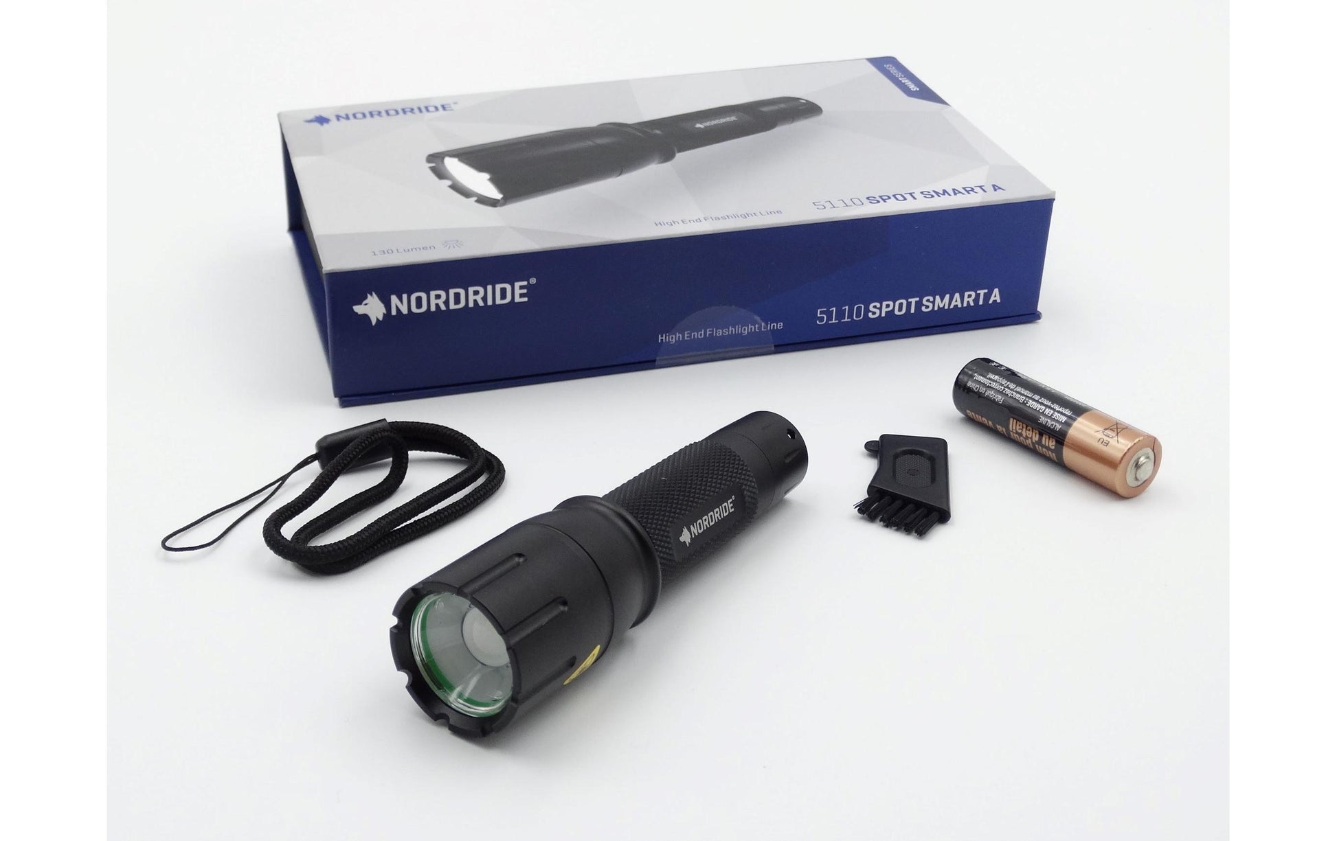 NORDRIDE Taschenlampe SMART A – 190 lm, 110 m, IP65, AA-Batterie 4 h – Schwarz
