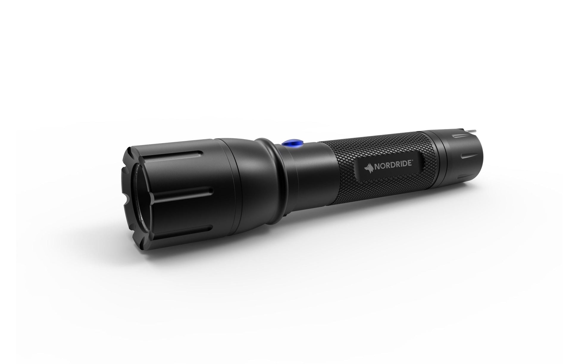 NORDRIDE Taschenlampe PRO R – 1300 lm, 280 m, IP65, USB, Akku, 6 Modi – Schwarz