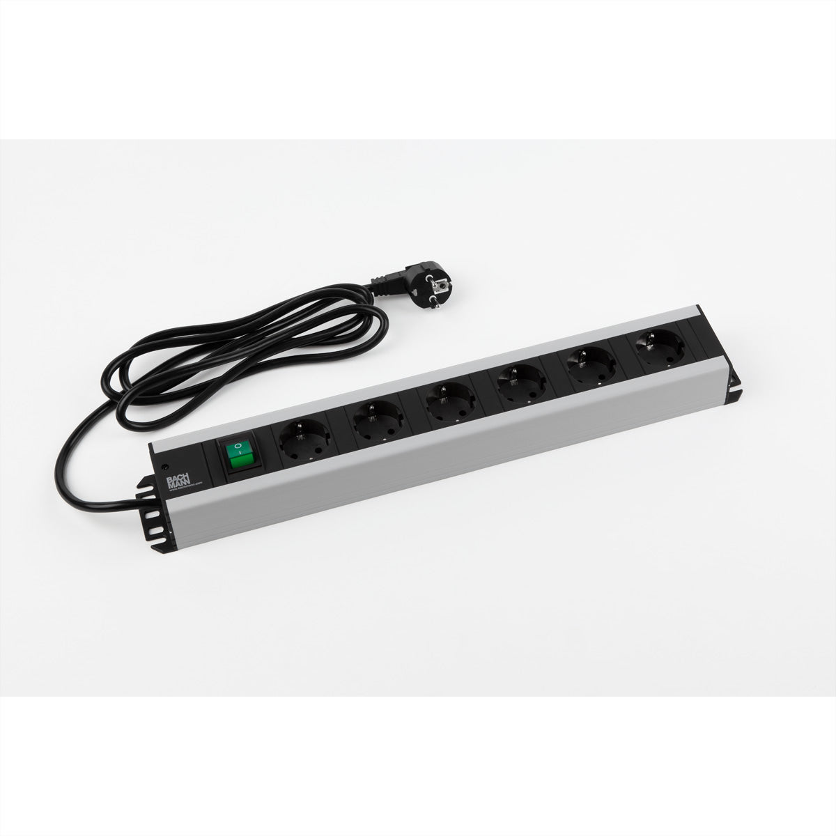 Bachmann Steckdosenleiste – 6×Schuko (Typ E/F), 2 m, Schalter, 19" Rack-montierbar, IP20