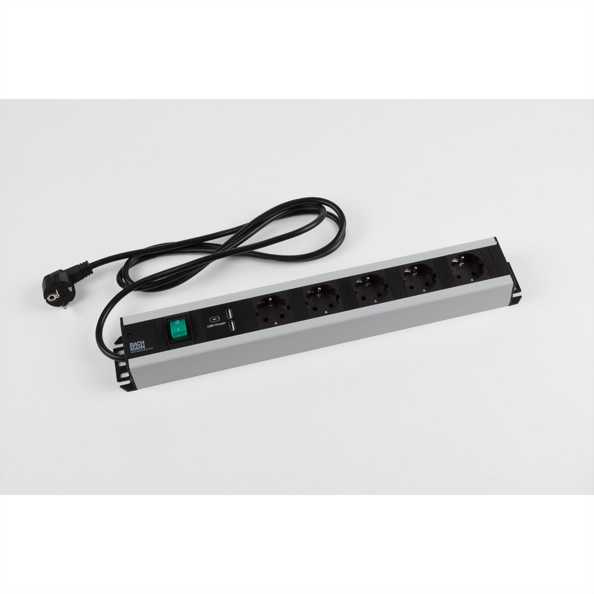Bachmann Steckdosenleiste – 8×T13, USB‑A 2× 5 V/2,15 A, 2 m, Schalter, IP20