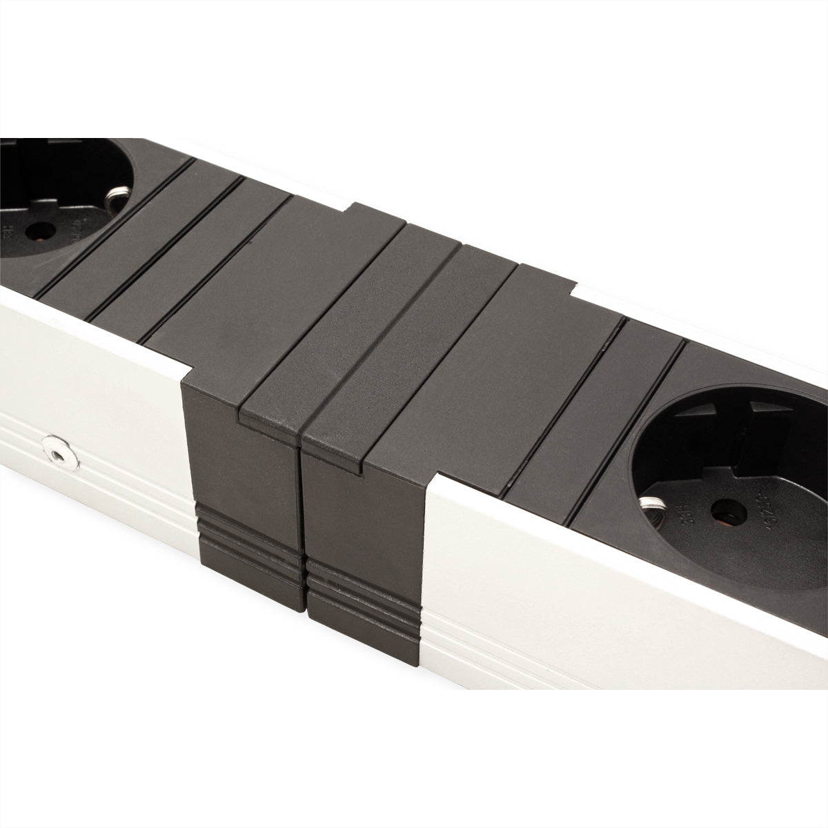 Bachmann STEP Steckdosenleiste GST18, 52×21×21 mm – schwarz