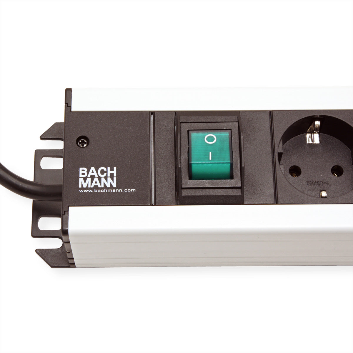 Bachmann Steckdosenleiste, 9×T13, mit Schalter, 2 m, wiederanschliessbar, IP20 – Schwarz