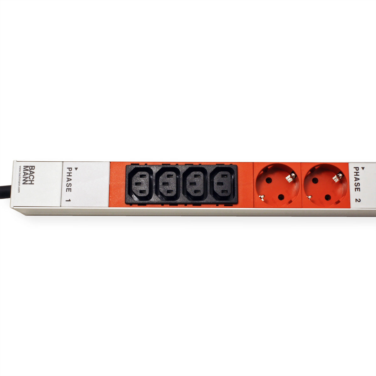 Bachmann Rack-PDU – Standard, 3-phasig, 16 A 400 V, 12×C13 + 6×Schuko (Typ E/F), IEC 60309 (CEE rot) 5-polig, 3 m