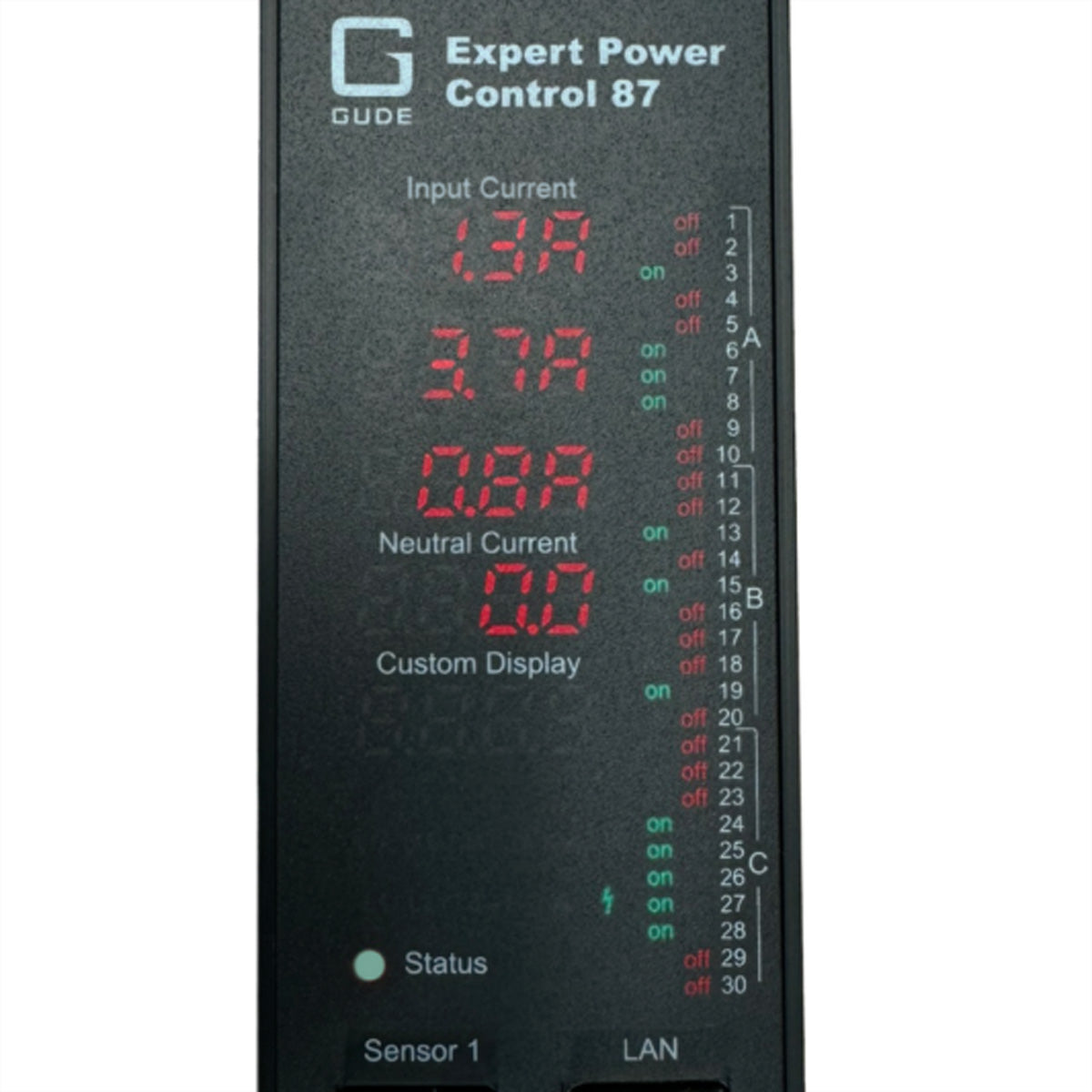Gude Controller – 32 A, 3-phasig, 24× C13, 6× C19, RJ45, 0U, vertikaler Einbau – Schwarz – EPC 87-3300-18