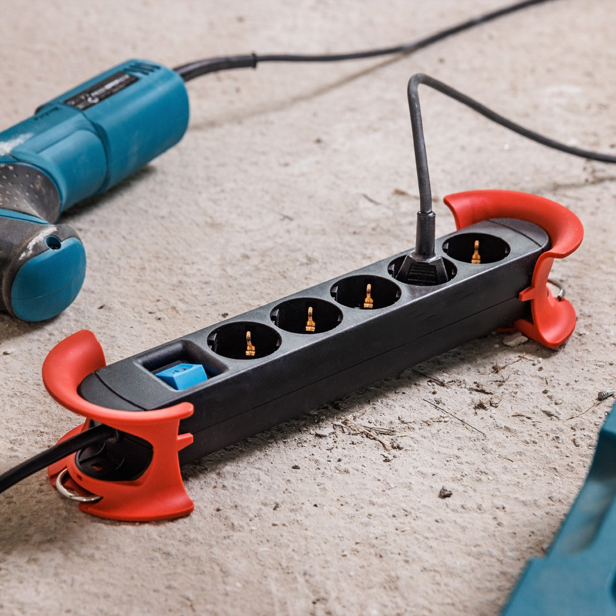 Bachmann HOOK Indoor – Steckdosenleiste, 5× Schuko (Typ F), mit Schalter, 5 m, Stecker mit Schutzkontakt