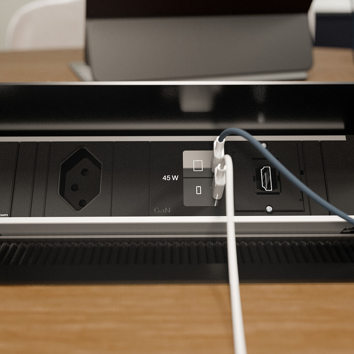 Bachmann CONI S Steckdosenleiste 45 W – CH: T13×2, USB-C×2 – Kabellänge 0,2 m, Schwarz