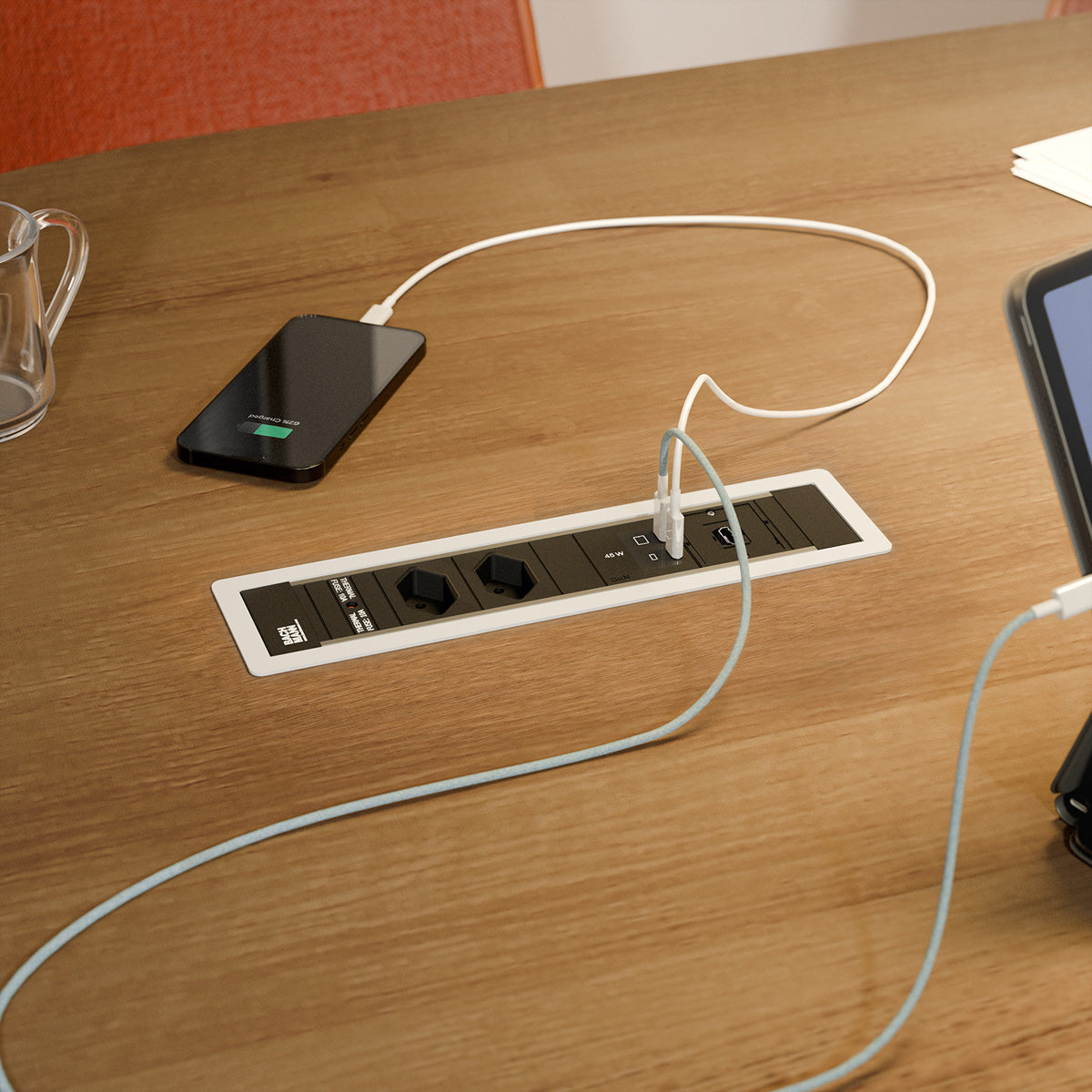 Bachmann POWER FRAME M Steckdosenleiste 2×T13 – USB‑C×2 – 0,2 m Kabel – Schwarz
