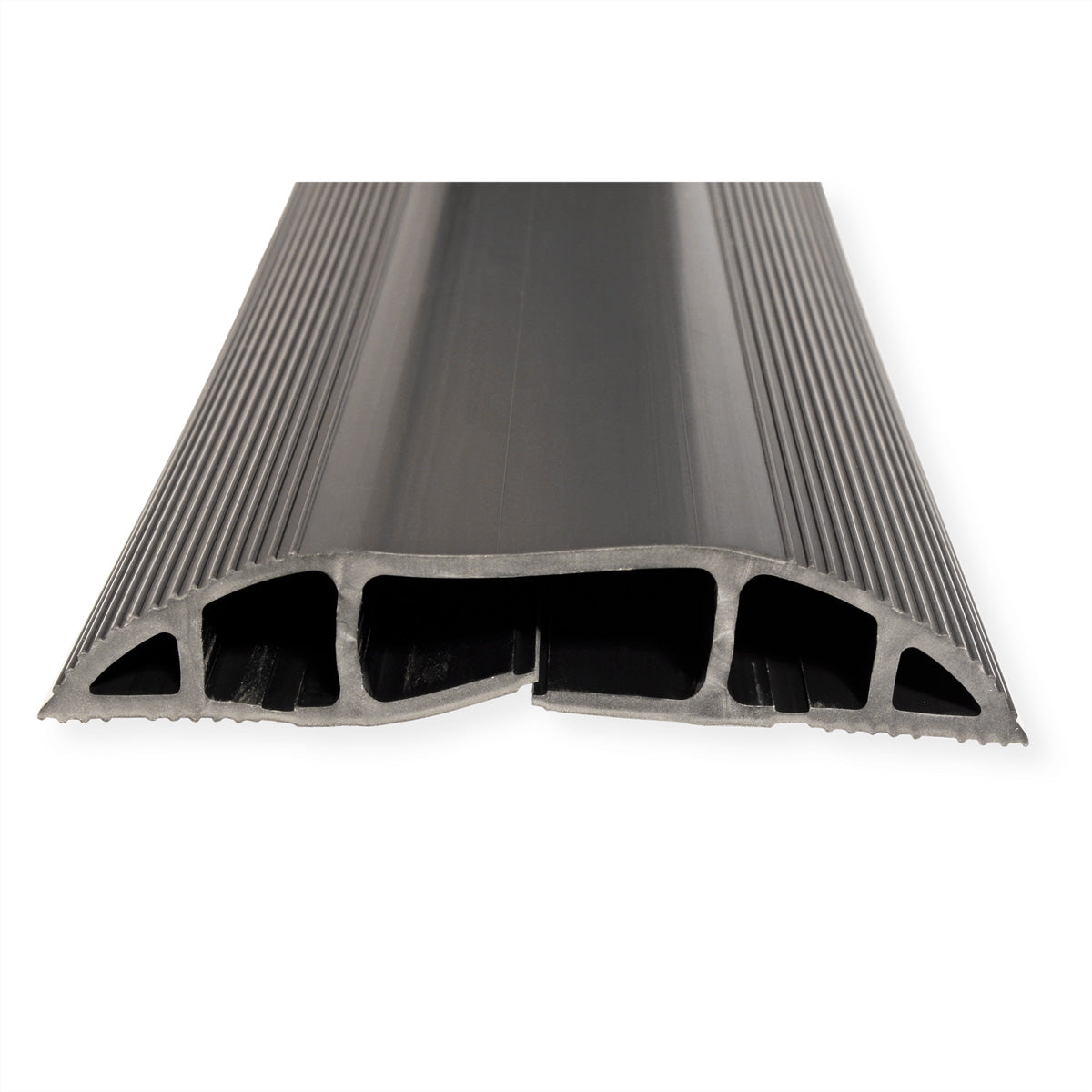 Dataflex Kabelbrücke – 1,5 m – Aussen 83×15 mm – PVC – Schwarz, 3 Kanäle, selbstklebend, 1 Stk.