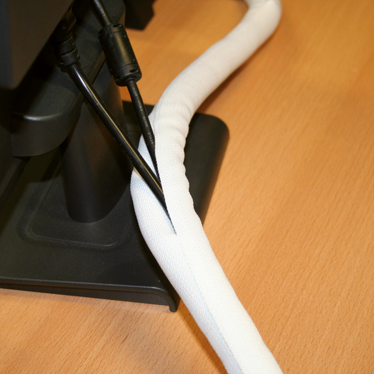 VALUE Kabelschlauch, Ø 25 mm × 25 m, selbsteinrollend, Polyester – weiss