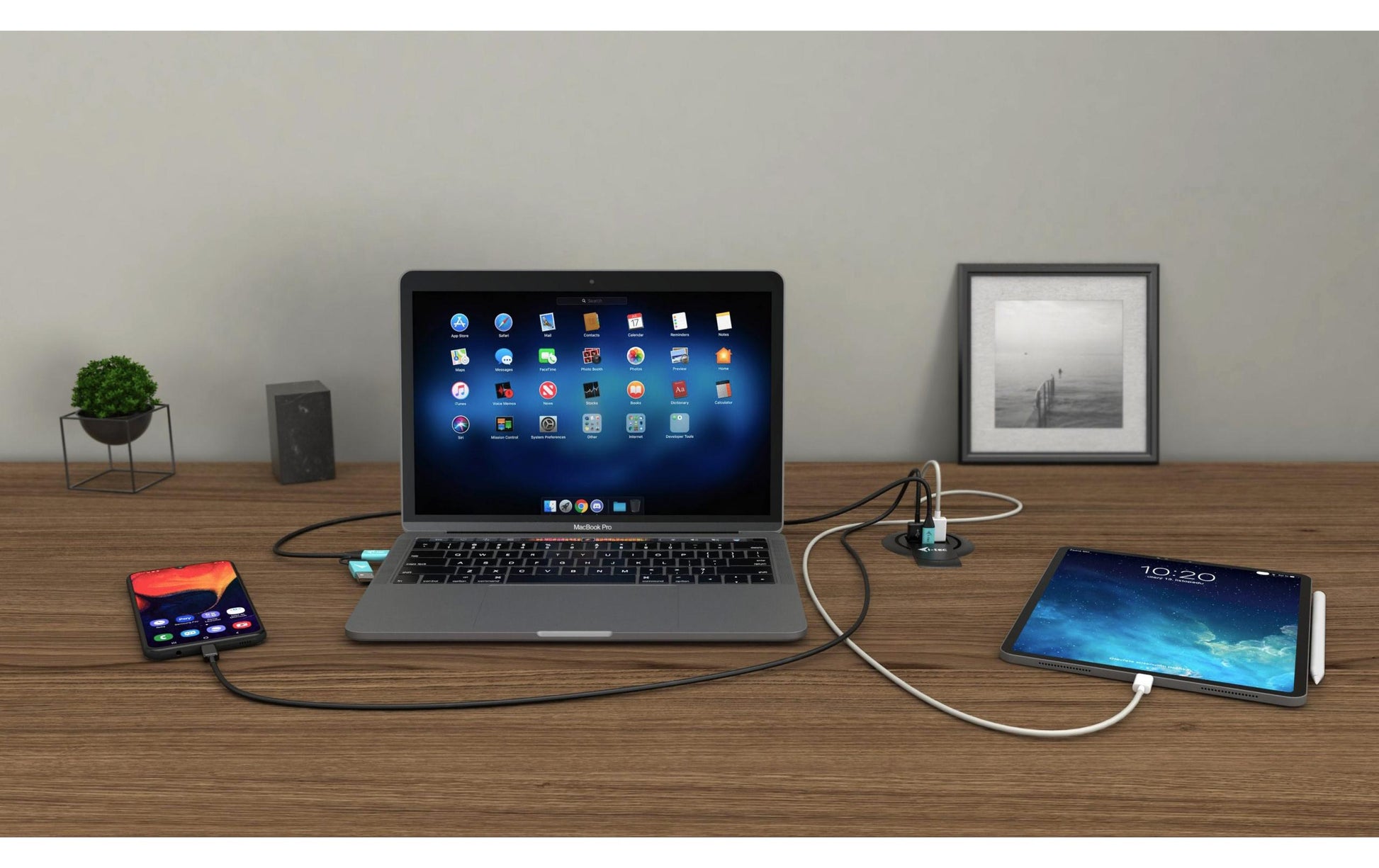 i-tec Ladegerät – 96 W, 1× USB-C + 3× USB-A, PD, QC – für universelle Geräte