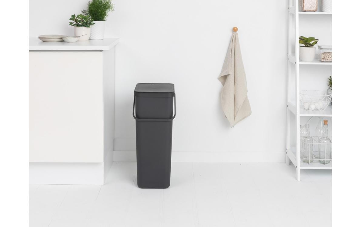 Brabantia Papierkorb – 40 l – Kunststoff, Grau – B × H × T 267 × 620 × 341 mm
