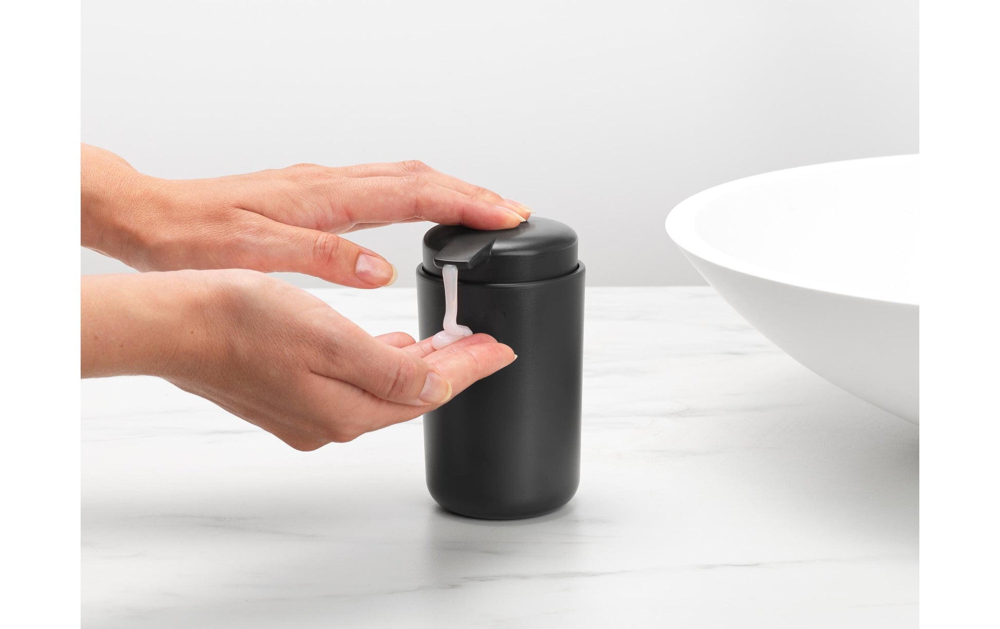 Brabantia ReNew Seifenspender – Kunststoff, Grau, 250 ml