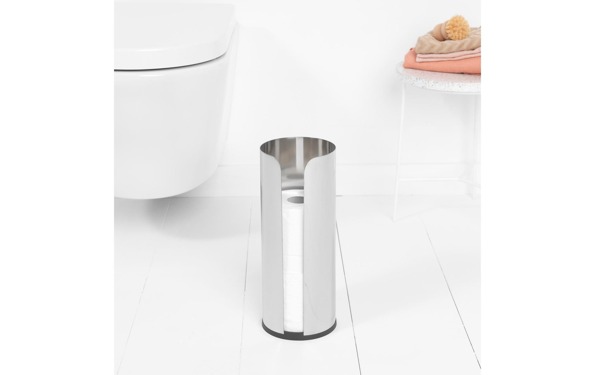 Brabantia ReNew – Toilettenpapierspender – Edelstahl, für 3 Rollen, 13,2 × 13,2 × 32,1 cm