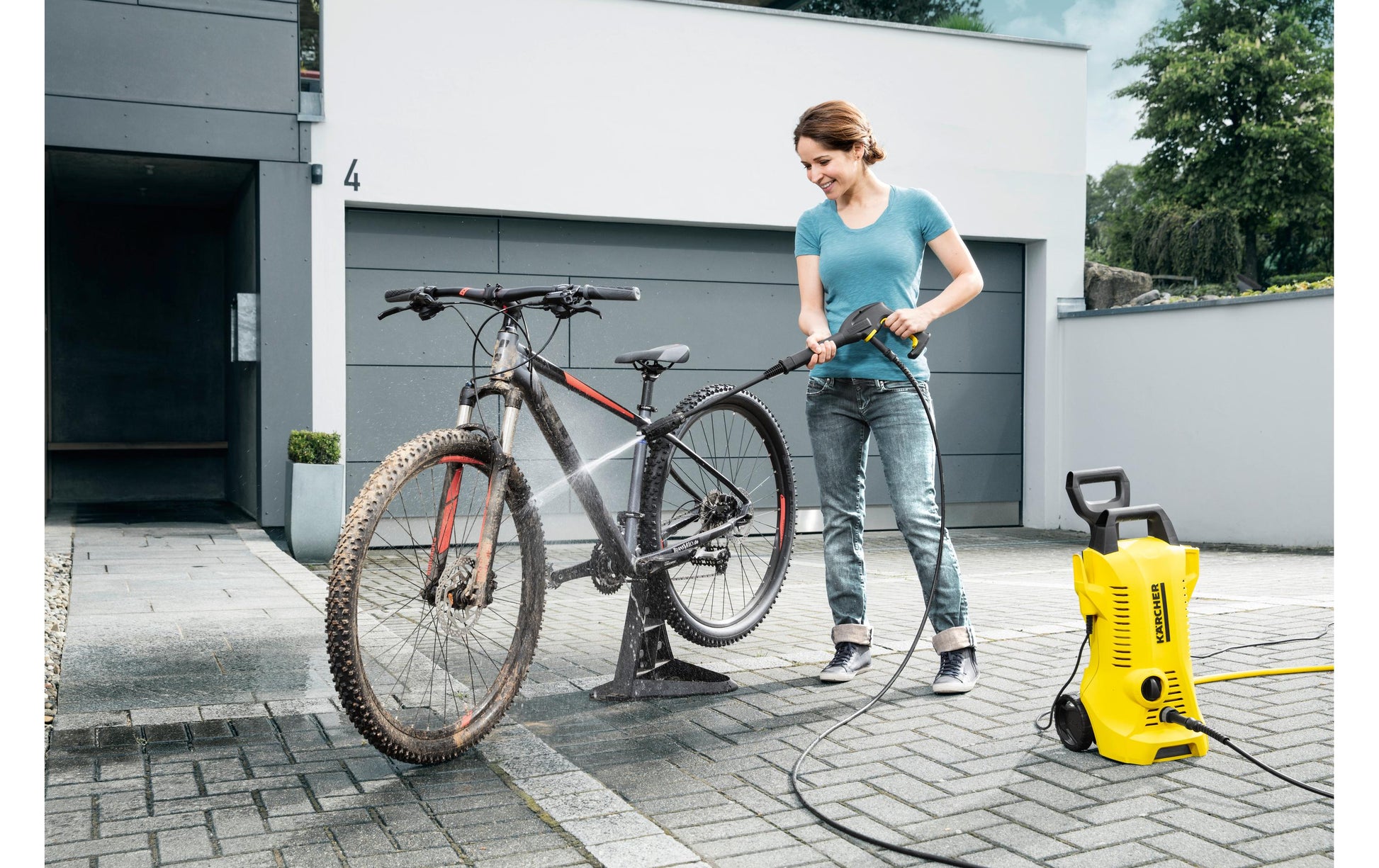 Kärcher Hochdruckreiniger K 2 Premium Power Control – 110 bar – 700 cm Schlauch – Gelb/Schwarz