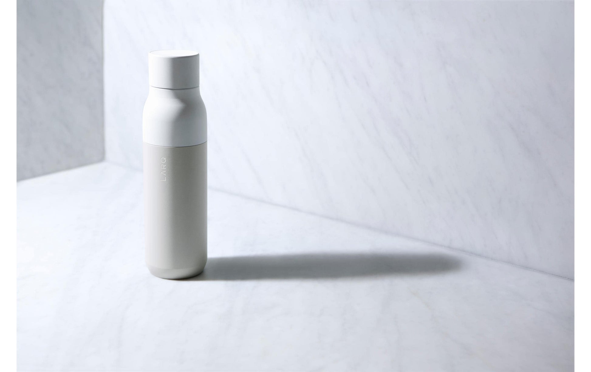 LARQ PureVis Isolierflasche 500 ml – doppelwandig 12 h heiss/24 h kalt, Edelstahl, Schraubdeckel