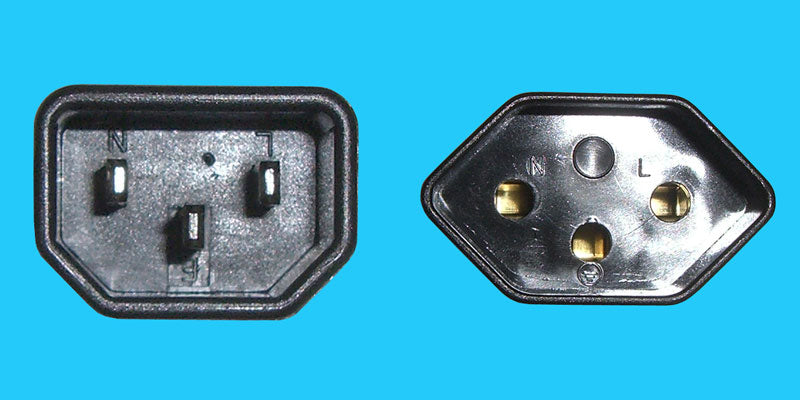 OEM Umwandlungsstecker IEC320 (C14) zu T13 – für USV-Anlagen, Schwarz