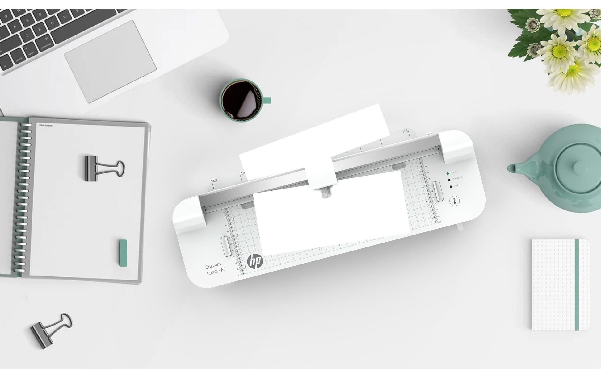 HP OneLam Conbo Laminiergerät A3 – 2-Rollen, 125 µm, Kaltlamination, Aufheizzeit 4 Min., Weiss