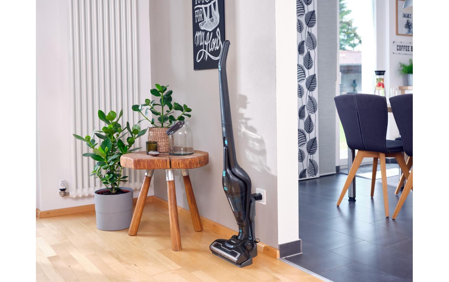 Leifheit Akkustaubsauger Rotaro 20V – 2-in-1, 0,3 l, Akkubetrieb, 2 Stufen