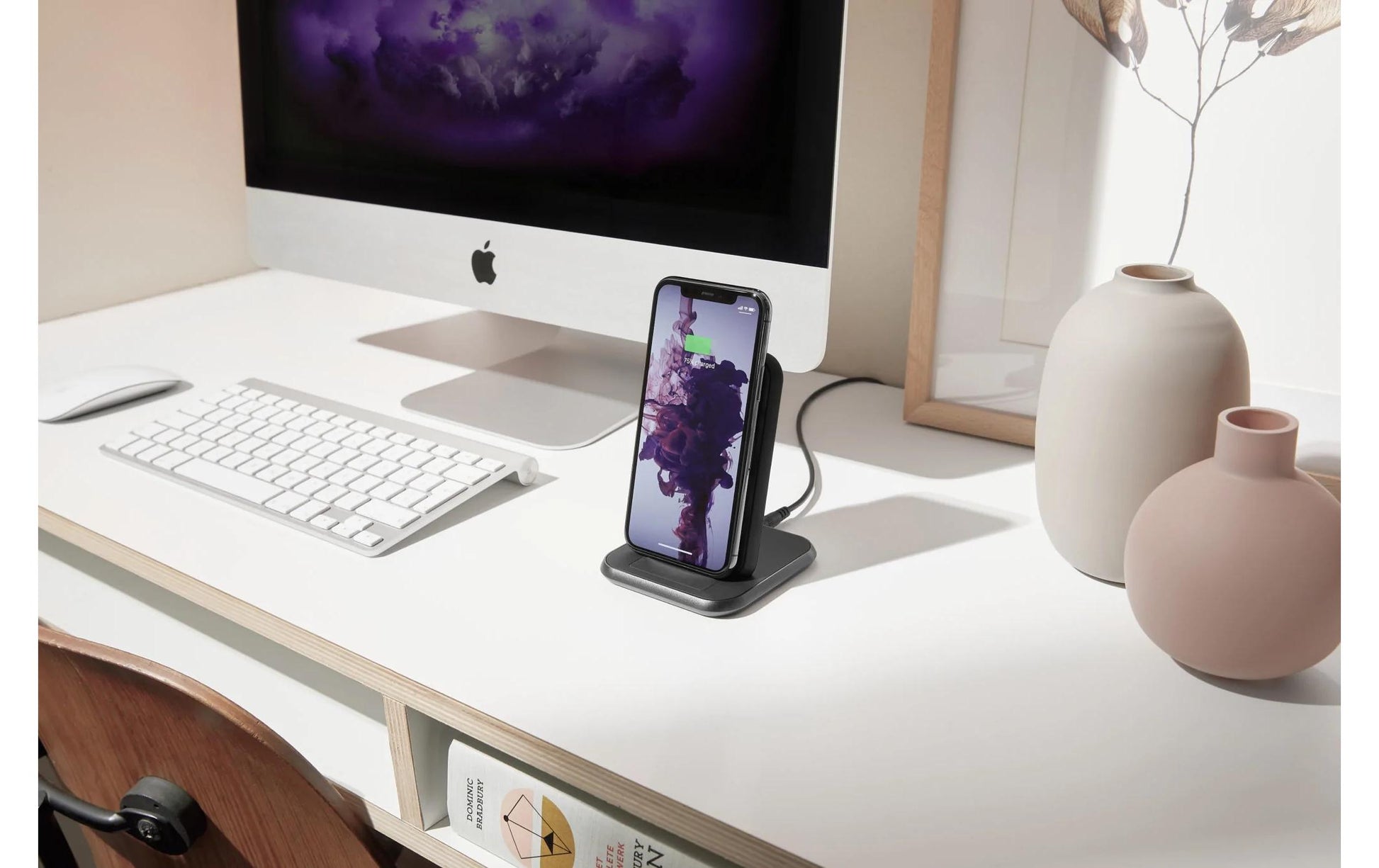 ZENS Alu 2-in-1 Ladeständer – Qi – 10 W – für Qi-kompatible Smartphones – Schwarz