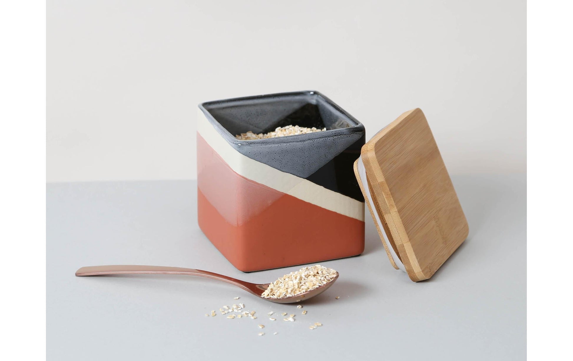 Esmée Vorratsdose 750 ml, 10 × 10 × 11 cm, Steingut/Bambus