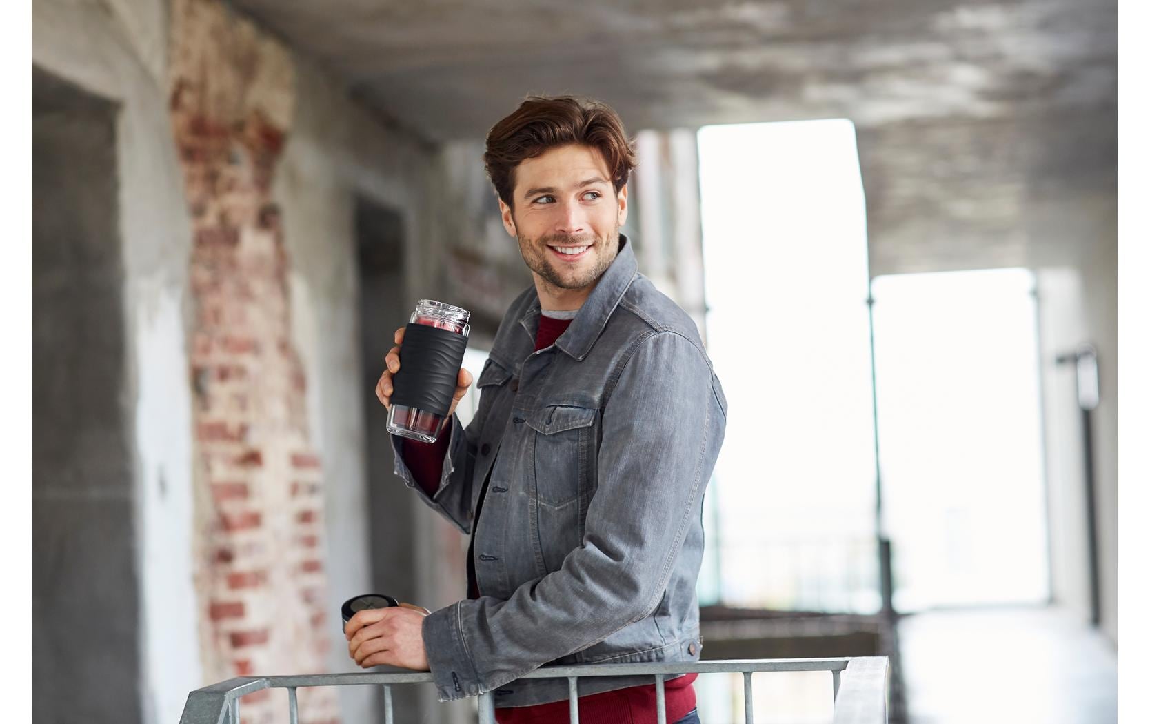 EMSA Thermobecher Tea2go – 4,2 dl – Glas, isoliert, Deckel – schwarz