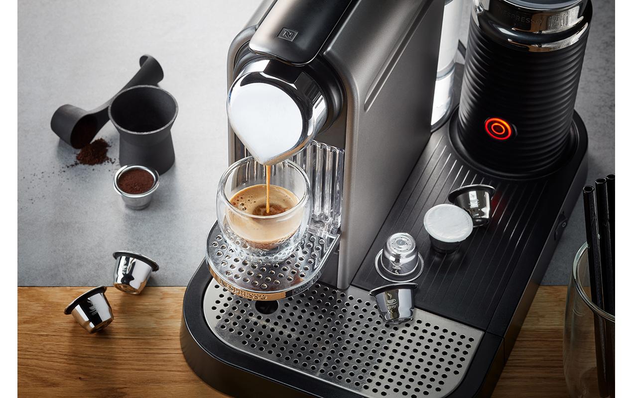 GEFU Wiederverwendbare Kaffeekapseln CONSCIO – für Nespresso-Maschinen, 8 Stk., Edelstahl/Schwarz