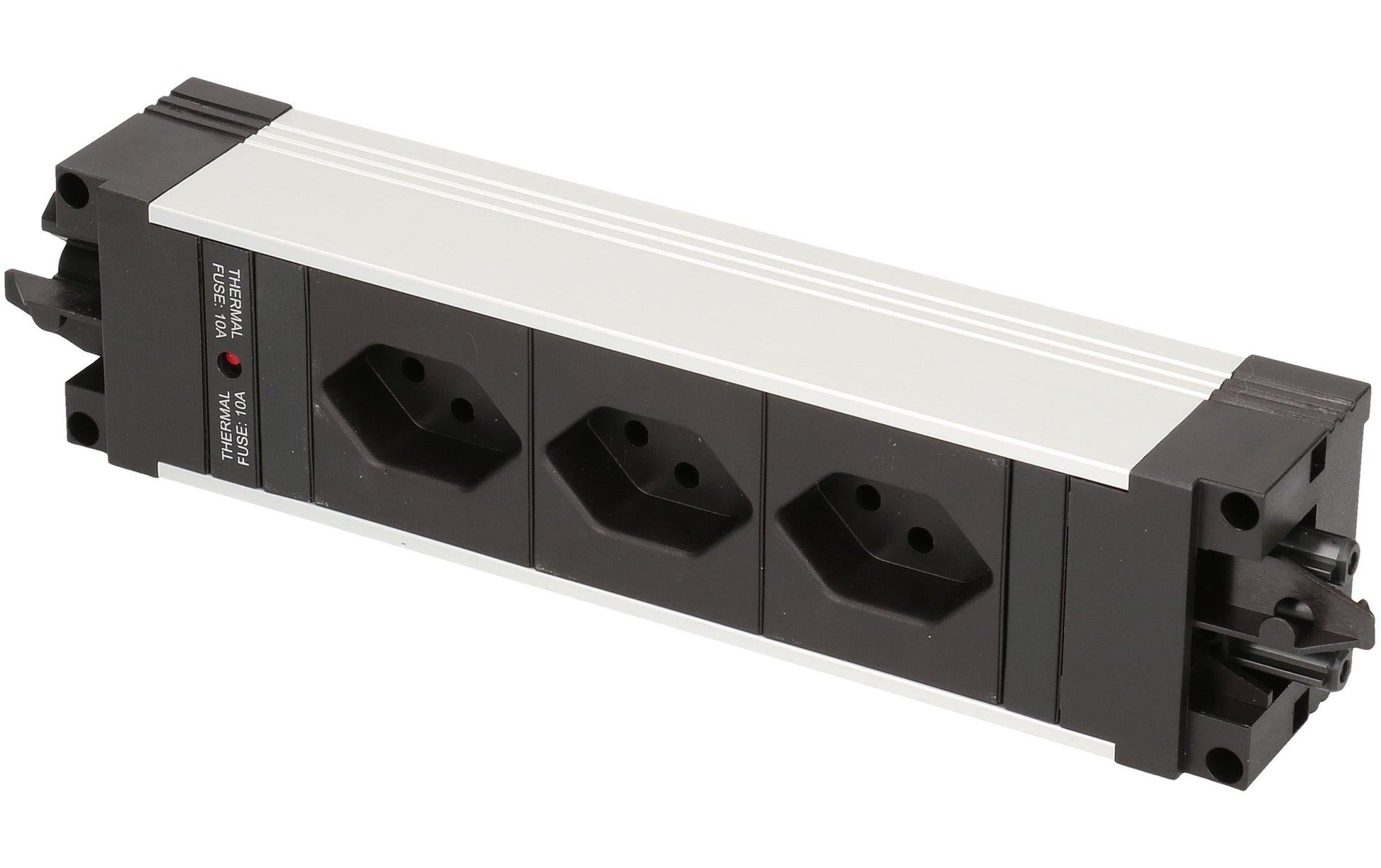 Bachmann STEP – Einbausteckdosenleiste, 3× T13, ohne Schalter, Stecker GST18I3