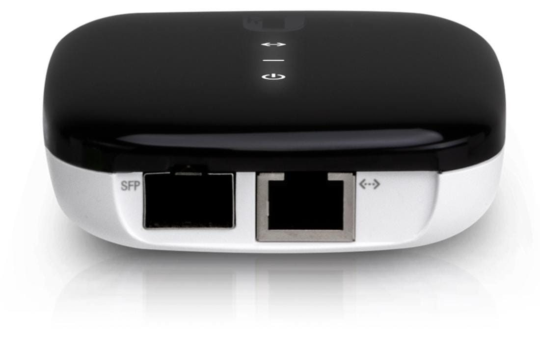 Ubiquiti UF-AE Medienkonverter SFP zu RJ-45 – 1 Gbit/s, SFP/SFP+, 24V Passive PoE – Schwarz