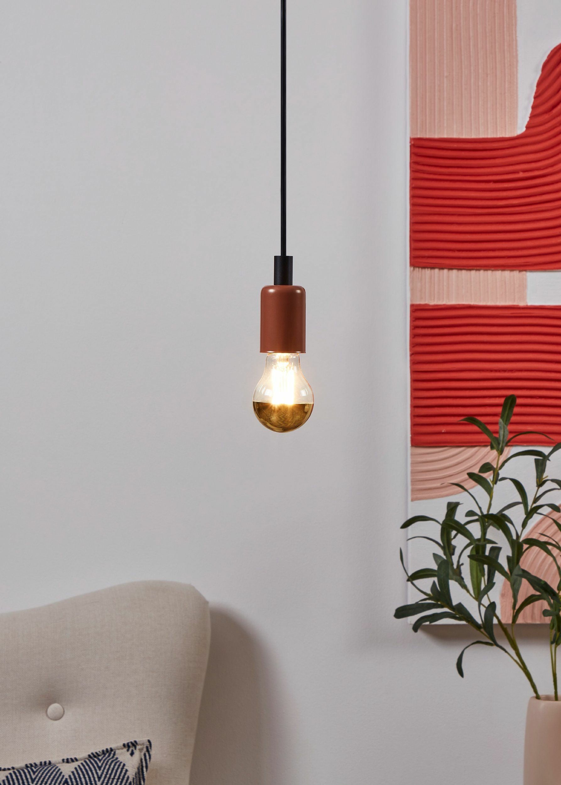 EGLO Leuchtmittel E27 Globus – Warmweiss 2700 K, 806 lm, 7,3 W – IP20 – 1 Stk. – Gold, Glas