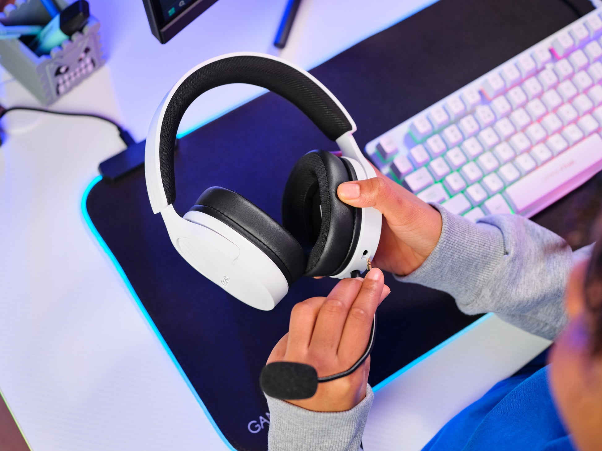 Trust GXT489 FAYZO Gaming-Headset – On-Ear, Stereo, Verkabelt, 3,5 mm Klinke, Weiss