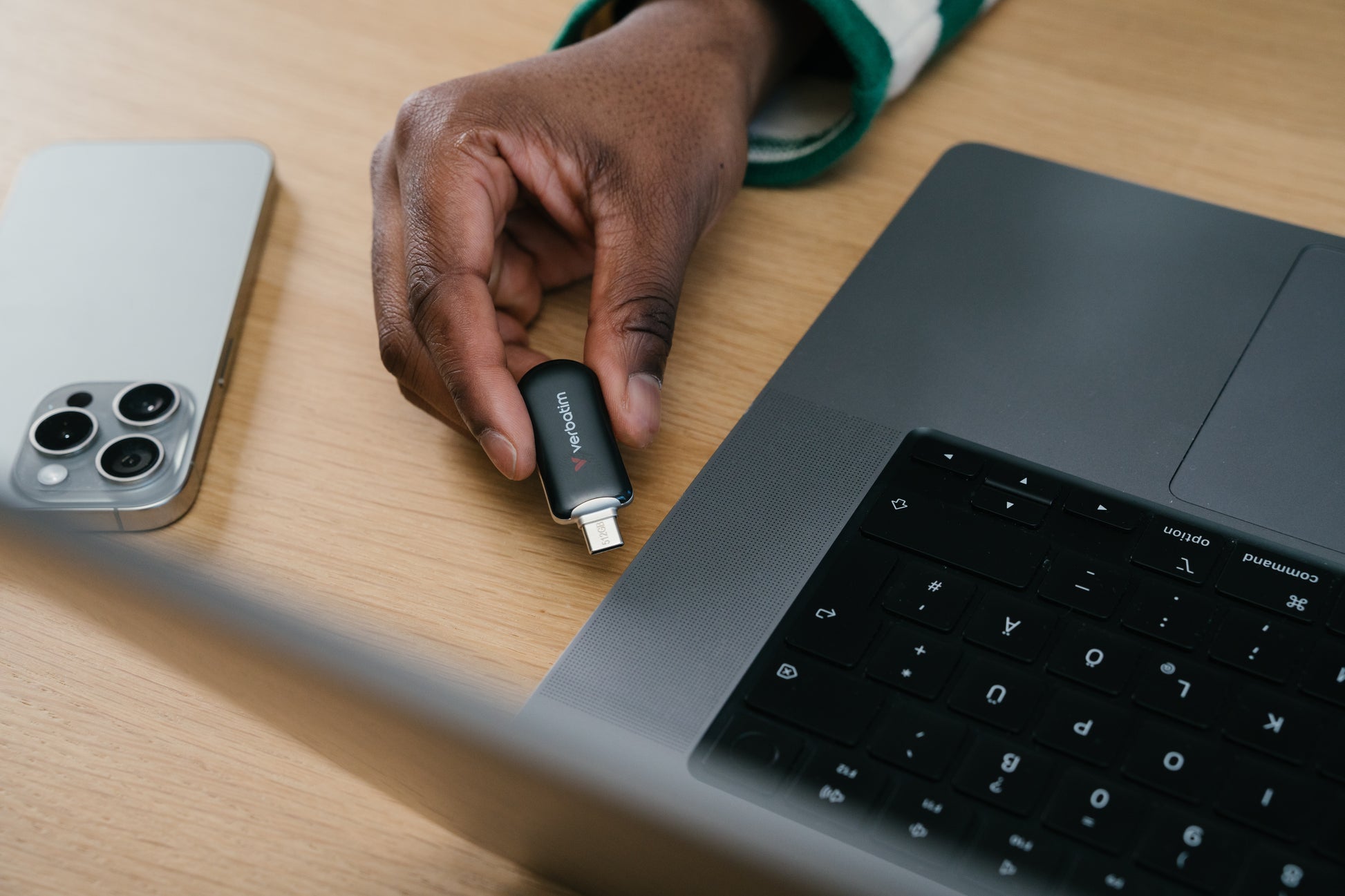 Verbatim Plectra – 64 GB, USB-C 3.2 Gen 1, 100 MB/s, schwarz