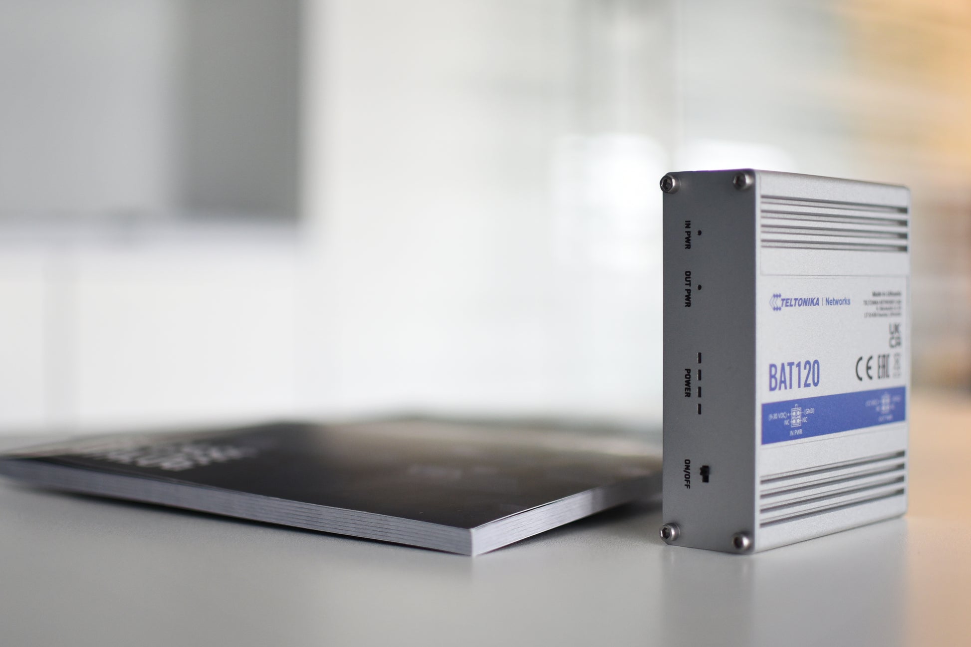 Teltonika BAT120 USV 22 W Line-Interaktiv – Kompakt – 4-polige DC-Ports×2 – für RUT2xx, RUT95x, RUT3xx und andere