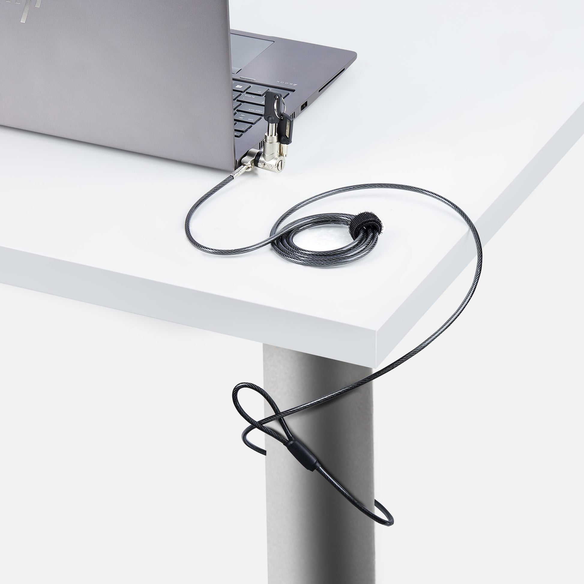StarTech.com 3-in-1 Laptop-Schloss – für Notebooks