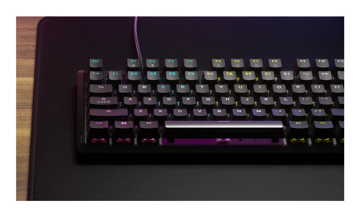 Corsair K70 CORE RGB – Gaming-Tastatur – Mechanisch (CORSAIR MLX Red) – Kabelgebunden (USB-C) – QWERTZ (CH)