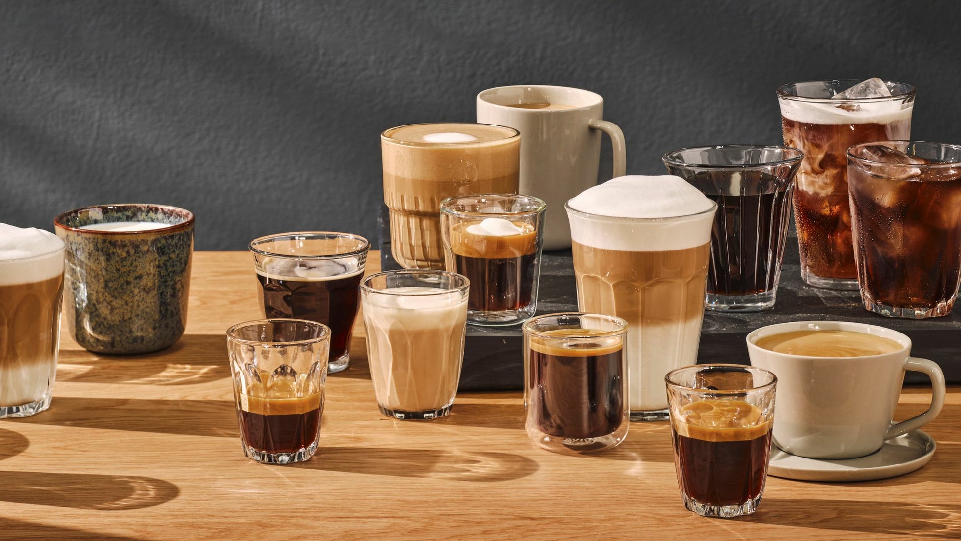 Siemens EQ700 TP715D01 Kaffeevollautomat – 19 bar, 2,4 l, 320 g, Keramik-Mahlwerk, Braun