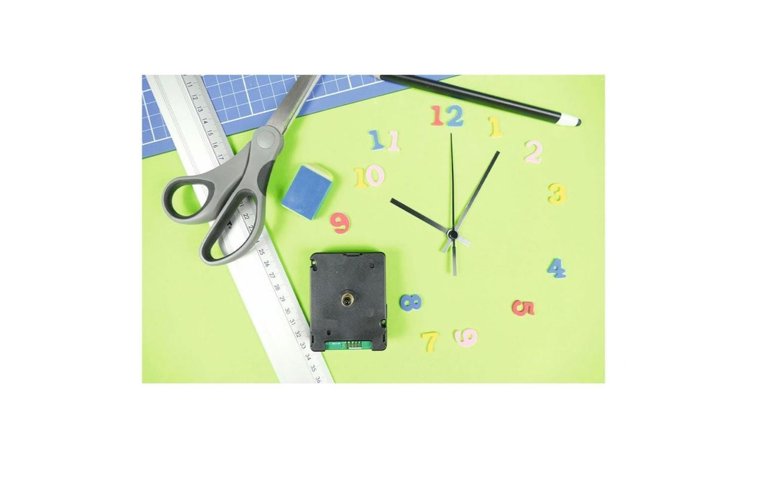 TFA-Dostmann TFA Dostmann Wanduhr – Analog, lautlos, 5,6 × 5,6 × 2,9 cm, schwarz, Kunststoff