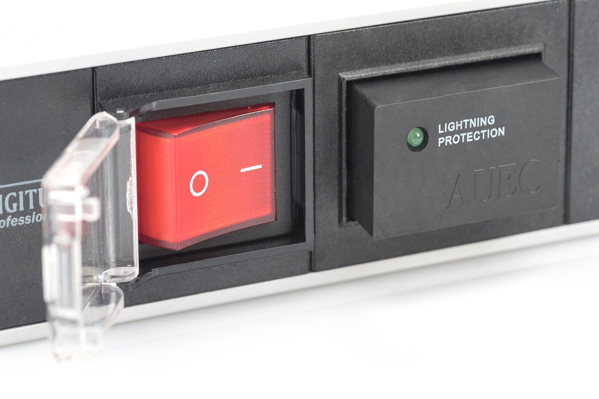 Digitus Steckdosenleiste – 7× Schuko (Typ E/F), 2 m, mit Schalter, Überspannungsschutz, 16 A, Silber