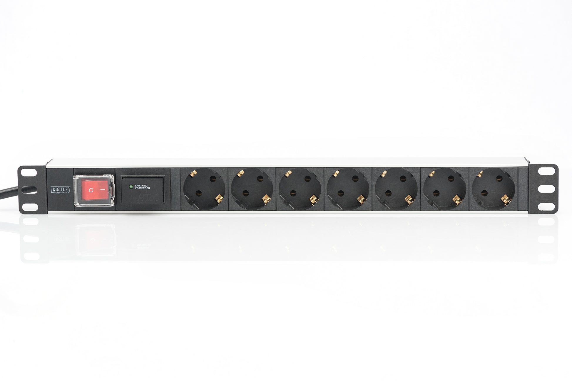 Digitus Steckdosenleiste – 7× Schuko (Typ E/F), 2 m, mit Schalter, Überspannungsschutz, 16 A, Silber