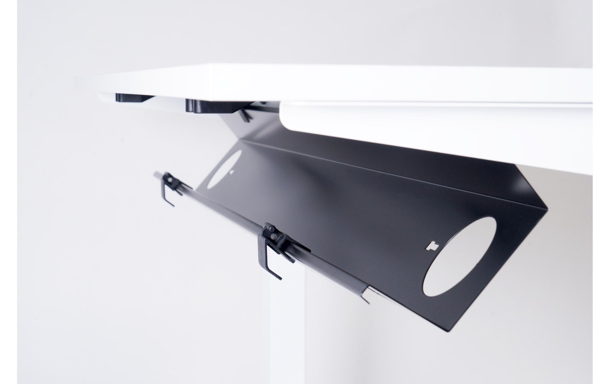 Actiforce PA-CTC1200-11 Untertisch-Kabelwanne – 1'200 × 96,5 mm – Aluminium – Schwarz