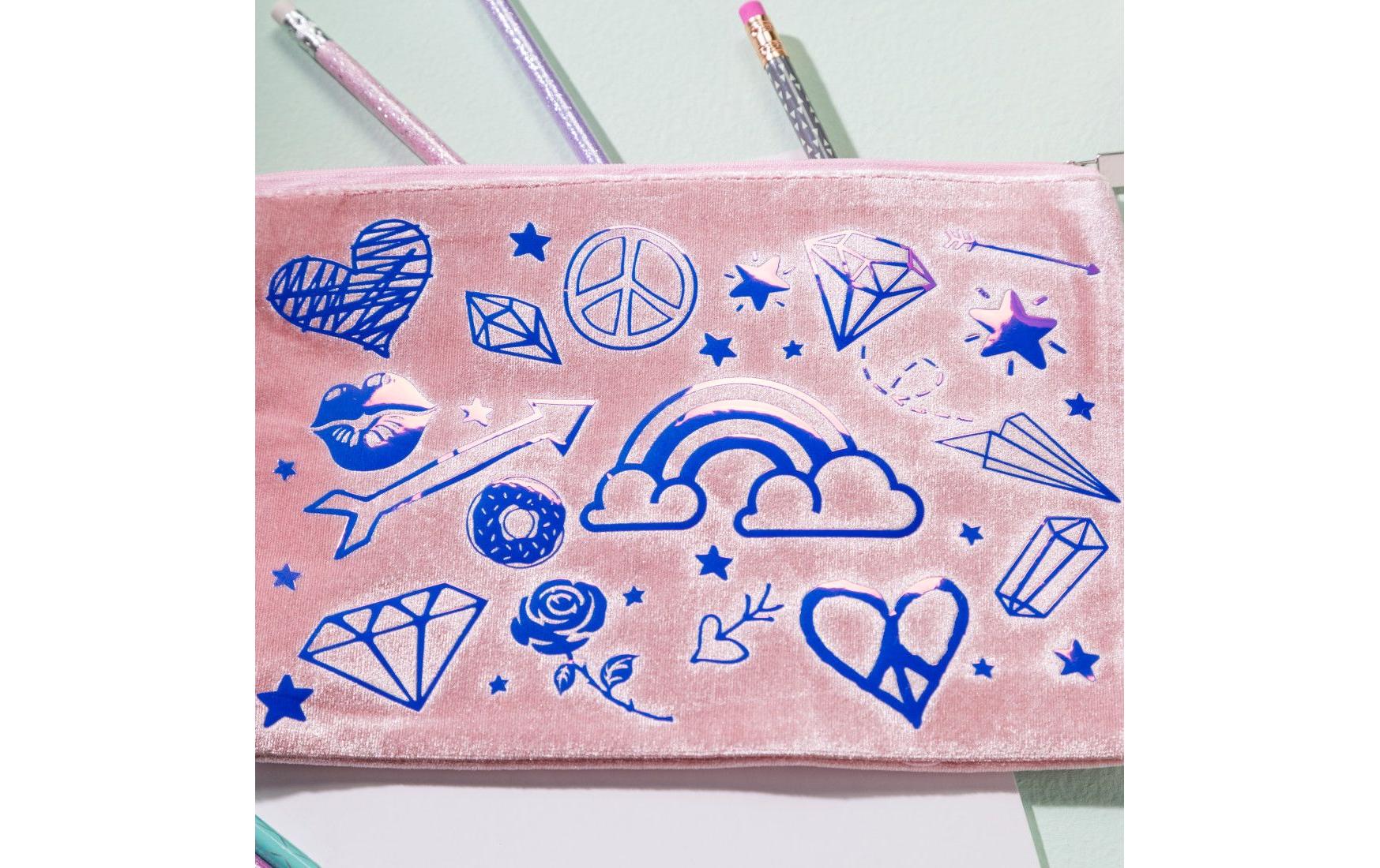 Cricut Aufbügelfolie Holographisch – Blau – 330 × 2700 mm – für Maker 3 und Explore Air 3