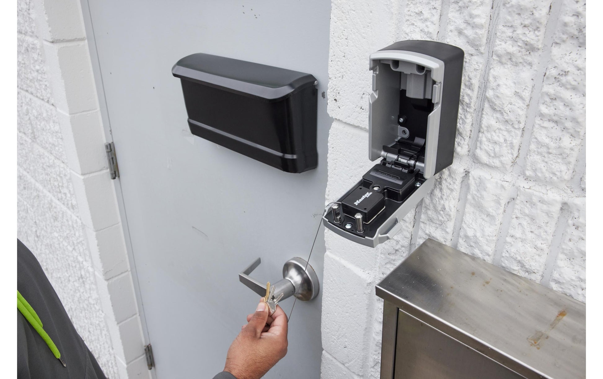 Master Lock 5490EURD – Zubehör für Keysafes, einziehbares Schlüsselkabel, Schwarz