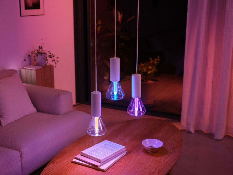 Philips Hue Smart-Leuchtmittel E27 – RGB+CCT, 500 lm, 6,8 W, Bluetooth/Zigbee – für Google Assistant