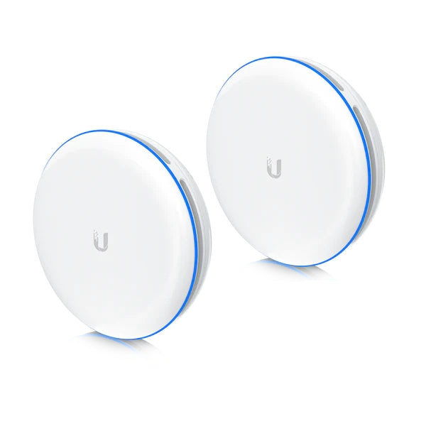 Ubiquiti 60 GHz Funkbrücke (2er-Pack) – 1× GbE, 5 GHz Backup, bis 500 m, 6 000 Mbit/s, IPX6, PoE, Weiss