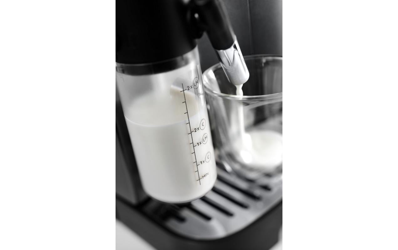 De’Longhi Magnifica Evo M Kaffeevollautomat – 15 bar, 1,8 l, 250 g, Silber