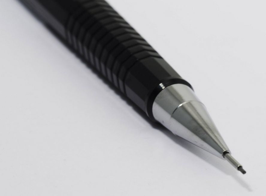 Pentel Sharp P200 Druckbleistift – 0,5 mm, schwarz, starres 4 mm Führungsröhrchen