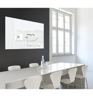 Sigel Whiteboard – 120 × 90 cm, Glas, magnetisch, Wandmontage, inkl. SuperDym-Magnetwürfel, Montagesatz