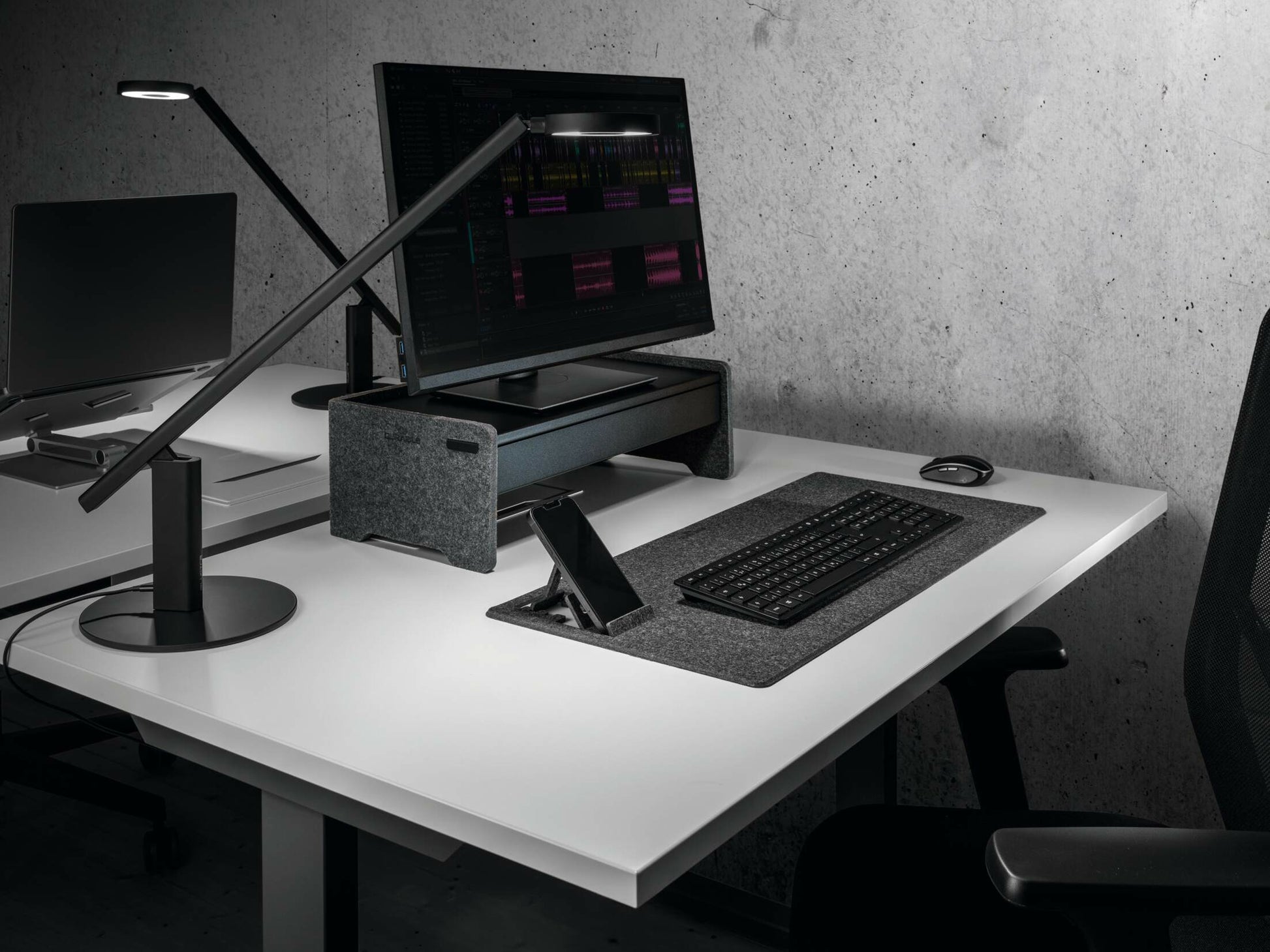 Durable Monitorständer EFFECT – freistehend, höhenverstellbar